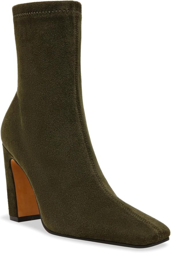 Steve Madden Women's Vinka Ankle Boot